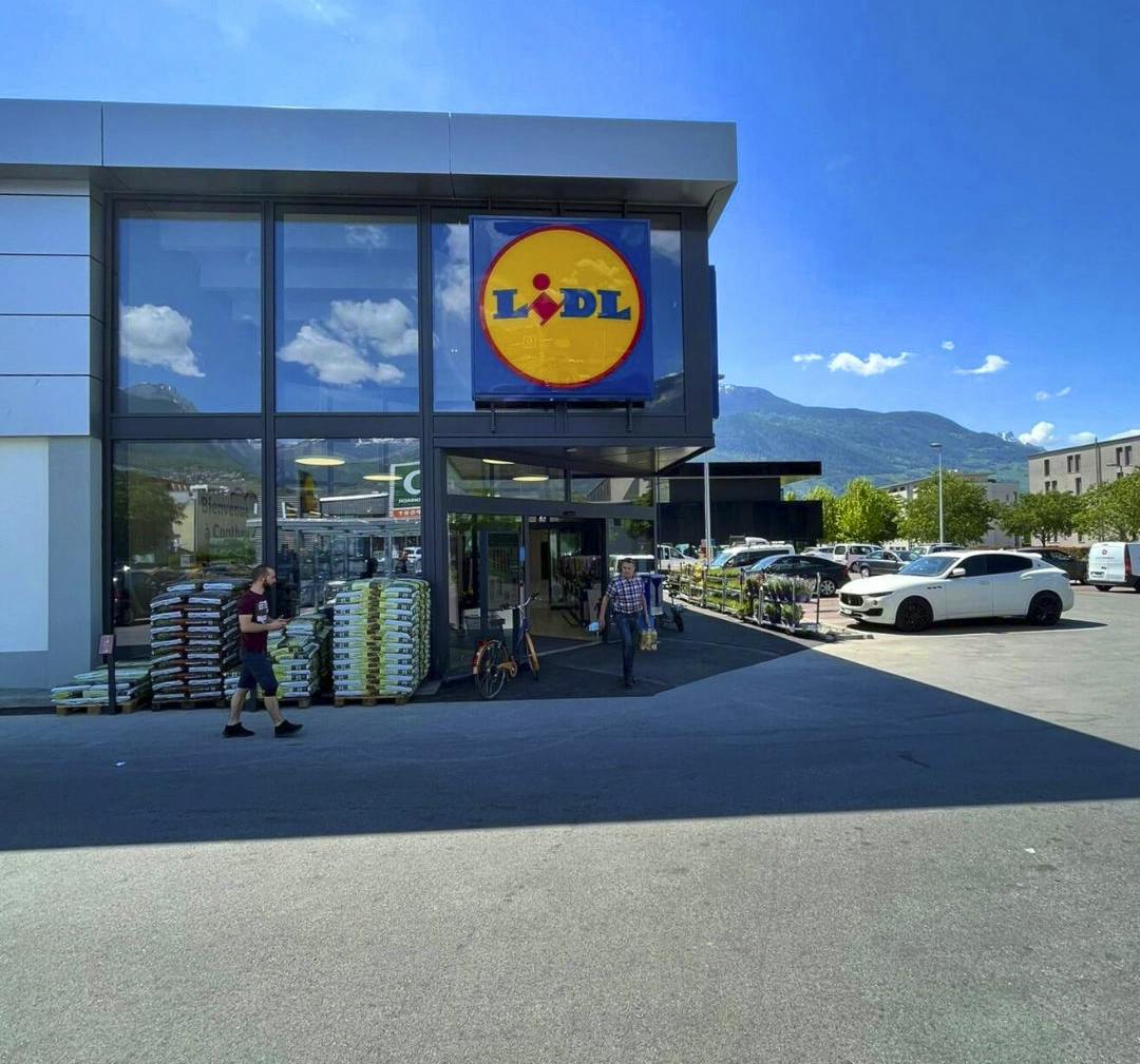 Lidl, Conthey Gallery Image 1