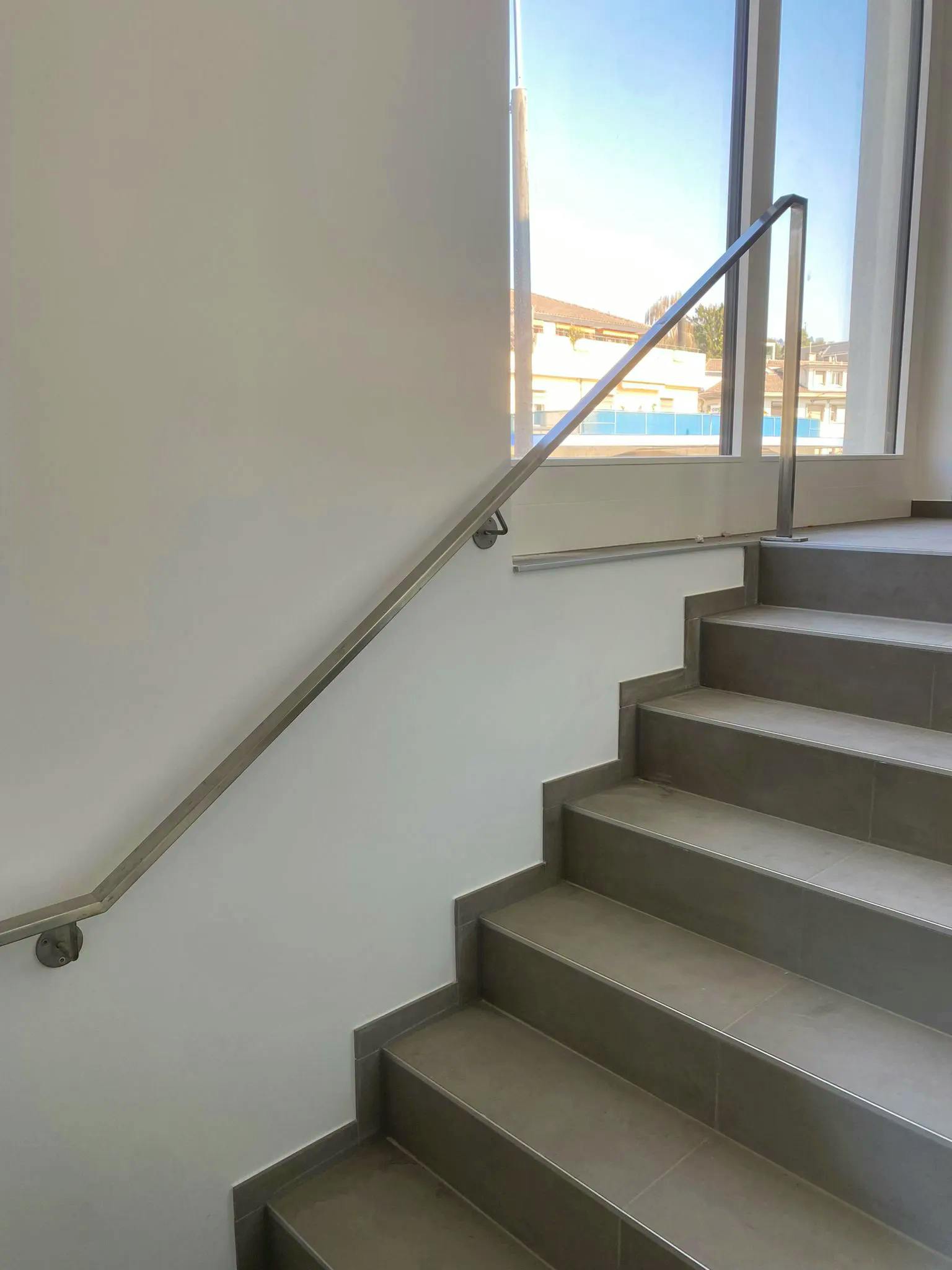 Guisan 19 – Pully Gallery Image 2